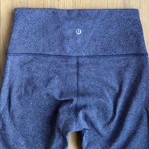 Lululemon Wunder Under High Rise 6 Crop